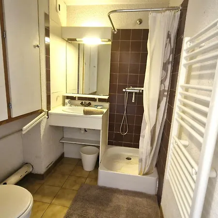 Cosy Avec Balcon Et Parking, Animaux Admis, Pres Des Plages A - Fr-1-780-7 Appartement